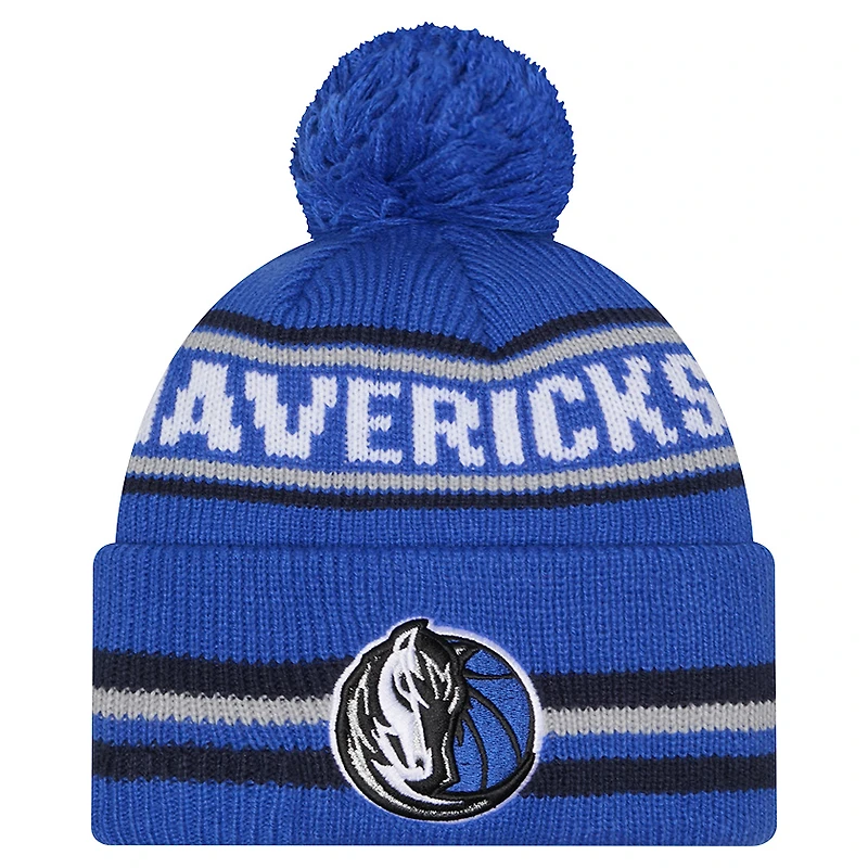Bonnet en tricot à revers classique Dallas Mavericks bleu New Era pour homme avec pompon