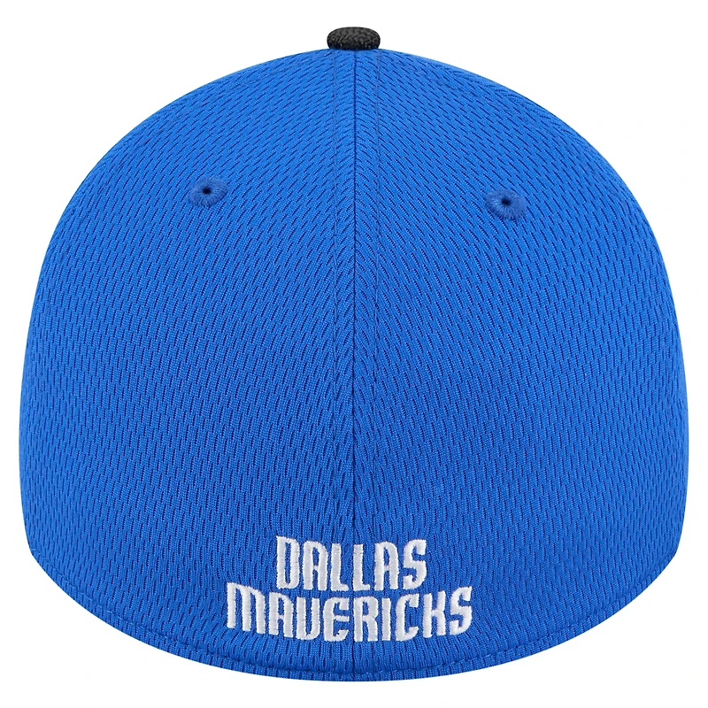 Men's New Era Blue Dallas Mavericks Visor Hit 39THIRTY Flex Hat
