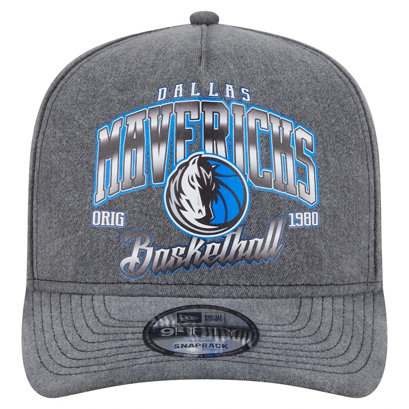 Men's New Era Charcoal Dallas Mavericks Throwback Washed Pre-Curved 9FIFTY Snapback Hat
