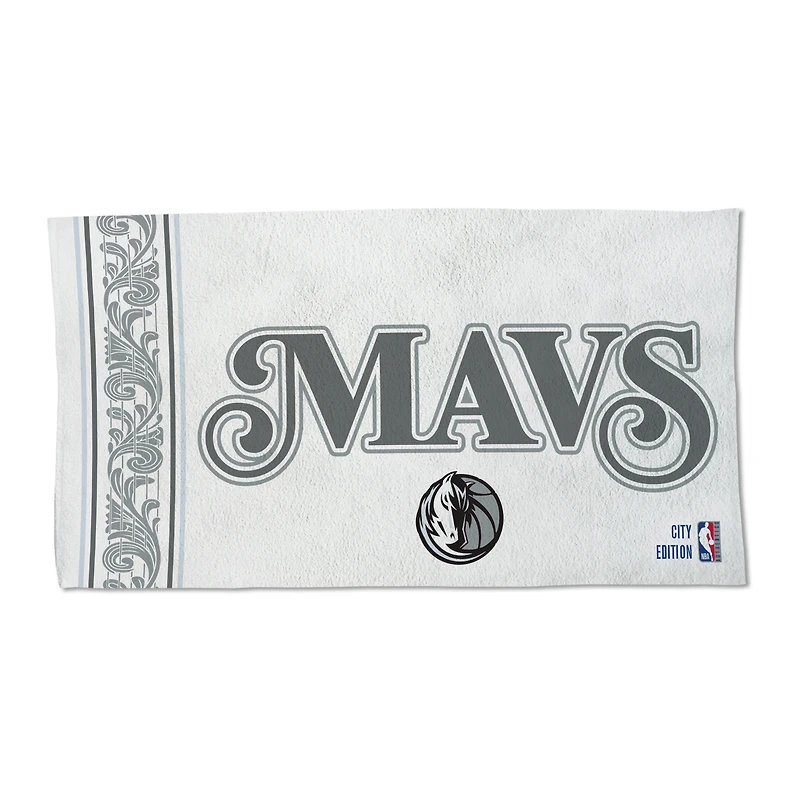 Serviette de plage WinCraft Dallas Mavericks 2024/25 City Edition On Court 22'' x 42''