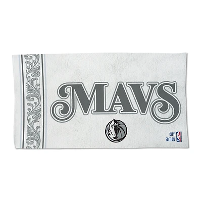 Serviette de plage WinCraft Dallas Mavericks 2024/25 City Edition On Court 22'' x 42''