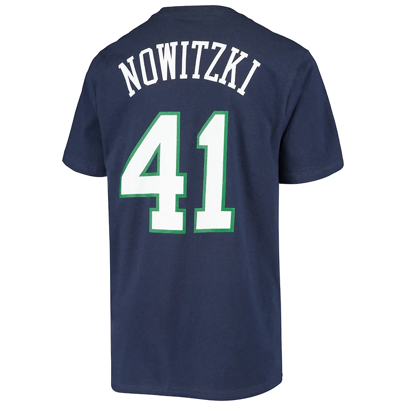 T-shirt Dirk Nowitzki bleu marine Dallas Mavericks Hardwood Classics pour jeunes, nom et numéro