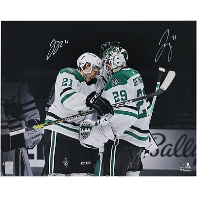 Photographie autographiée de Jake Oettinger et Jason Robertson des Dallas Stars, 16" x 20"