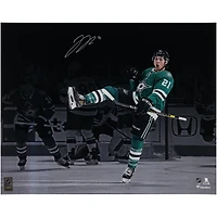 Photographie autographiée de Jason Robertson des Dallas Stars, maillot vert, 16" x 20"
