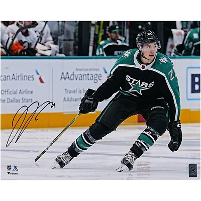 Photographie de patinage rétro inversée autographiée par Jason Robertson des Dallas Stars 16" x 20"