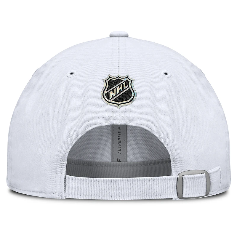 Casquette ajustable authentique de hockey professionnel contre le cancer des Dallas Stars Fanatics pour hommes, blanche