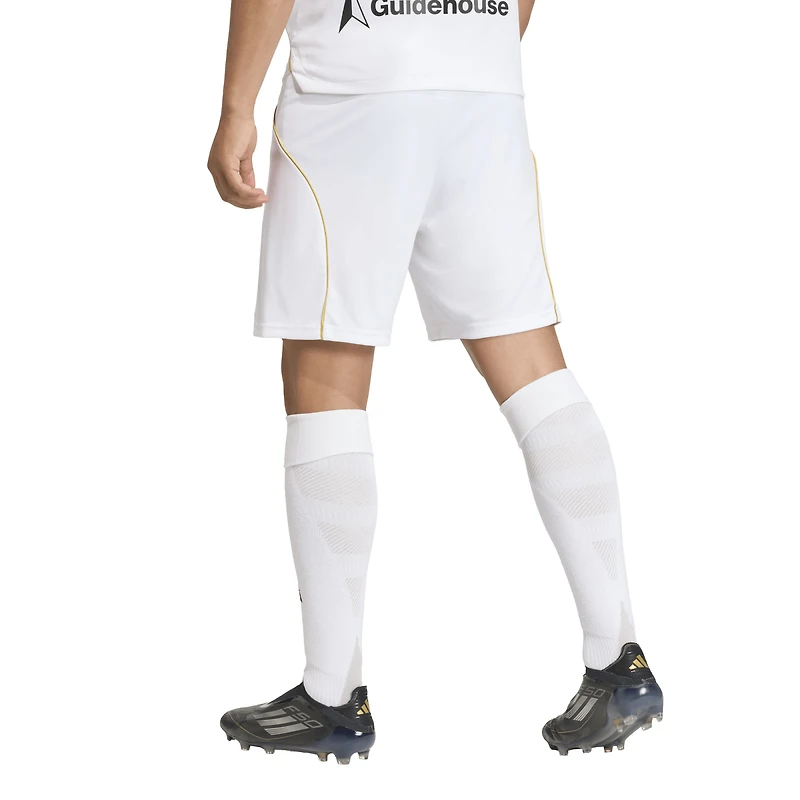 Short adidas blanc authentique D.C. United 2025 Archive Collection pour homme