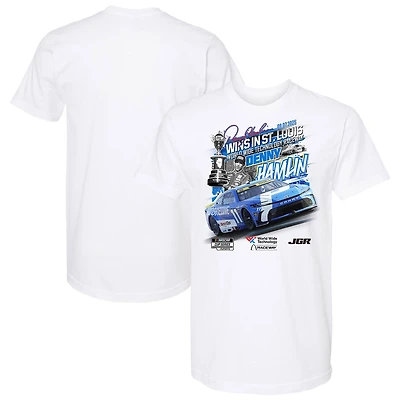 T-shirt blanc à damier pour homme, Denny Hamlin, vainqueur de la course Enjoy Illinois 300 2025