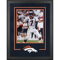 Cadre photo vertical Deluxe 16'' x 20'' des Denver Broncos avec logo de l'équipe