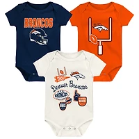 Ensemble de body trois pièces Outerstuff Denver Broncos Littlest Player pour bébé et nouveau-né
