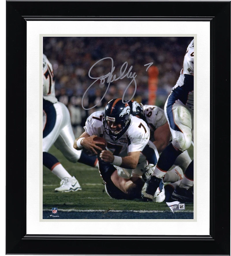 John Elway Denver Broncos Autographed 8" x 10" White Diving Photograph