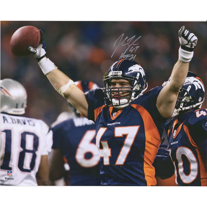Photo dédicacée de John Lynch (Denver Broncos), 40 x 50 cm, bras levés, avec inscription « HOF 21 ».