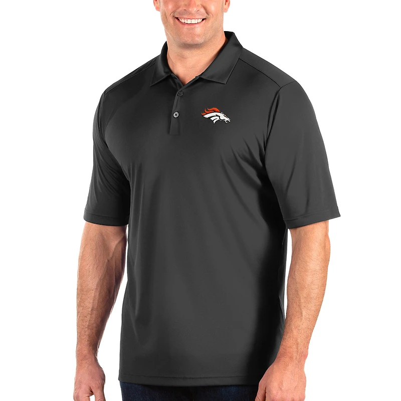 Polo Antigua Charcoal Tribute pour homme, grande taille, Denver Broncos