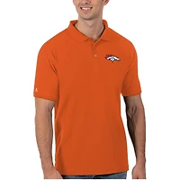 Polo piqué Legacy orange Antigua des Broncos de Denver pour homme