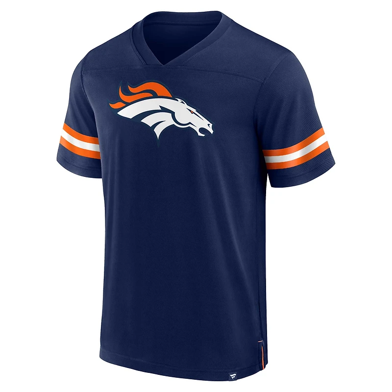 T-shirt à col en V Fanatics pour hommes bleu marine Denver Broncos Jersey Tackle