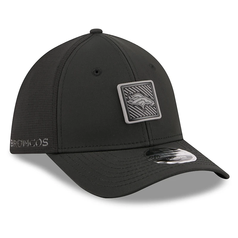 Casquette New Era Flex noire Denver Broncos 2026 NFL Training Camp 39THIRTY pour homme