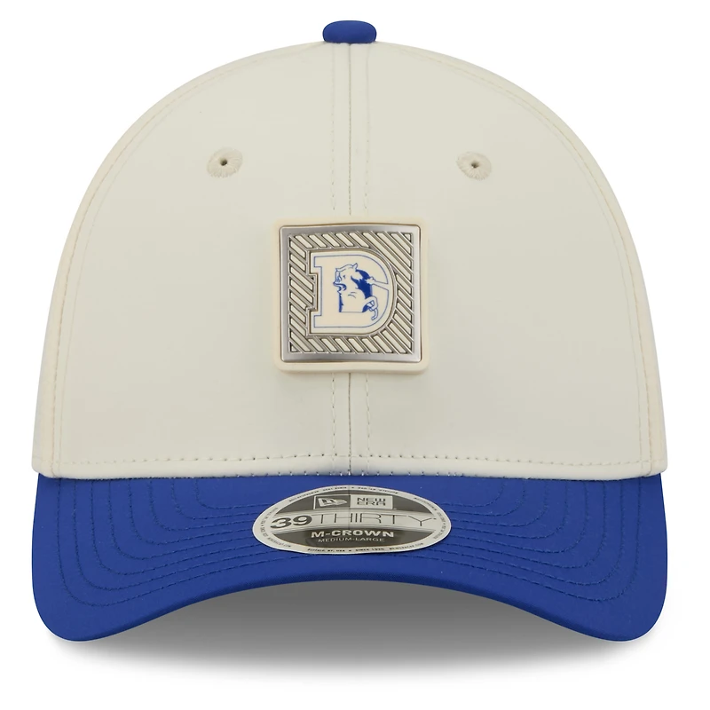 Casquette New Era Flex crème/bleu roi Denver Broncos 2026 NFL Training Camp 39THIRTY pour homme