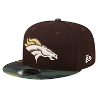 Casquette snapback New Era 9FIFTY pour homme, marron foncé, motif camouflage Denver Broncos Burnt Wood.
