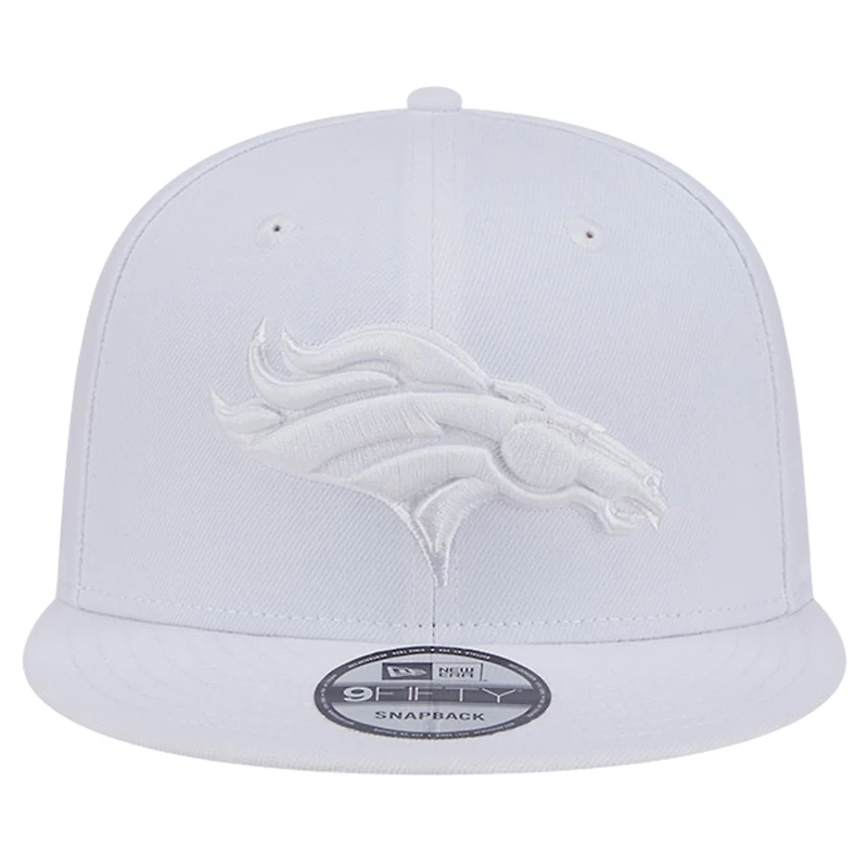 Casquette Snapback 9FIFTY Main Blanc sur Blanc Denver Broncos New Era pour homme