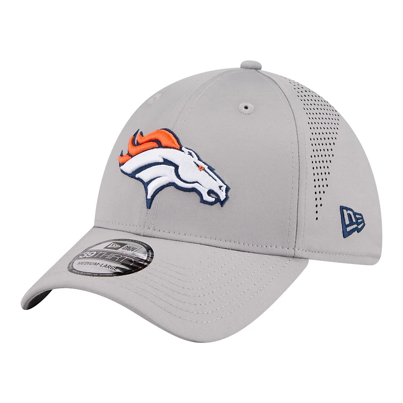 Casquette New Era Flex grise Denver Broncos perforée pour homme 39THIRTY