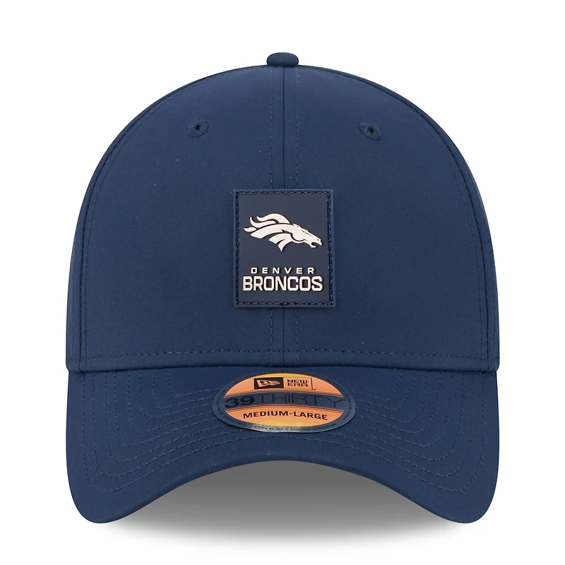 Casquette New Era 39THIRTY Flex bleu marine des Broncos de Denver 2025 pour homme