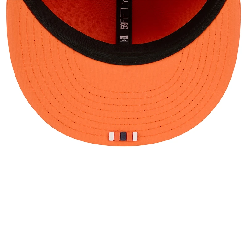 Casquette ajustée New Era orange Denver Broncos 2025 Sideline Quill Tech 59FIFTY pour homme