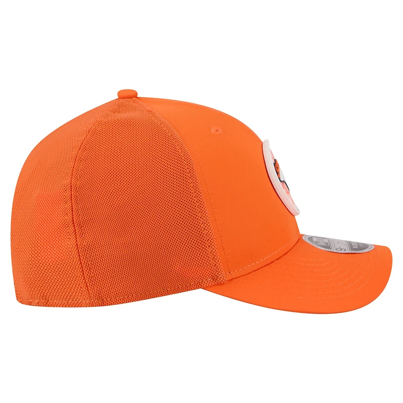 Casquette trucker ajustable New Era Denver Broncos orange à motif floral 9FORTY M-Crown pour homme