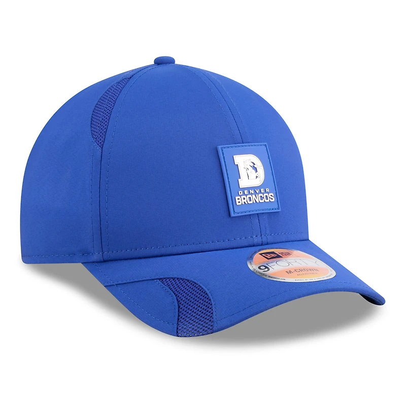 Casquette ajustable New Era Royal Denver Broncos 2025 Sideline Throwback M-Crown 9FORTY pour homme
