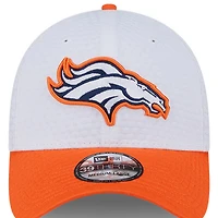 Casquette flexible 39THIRTY New Era pour hommes, Denver Broncos 2024 NFL Training Camp, blanc/orange