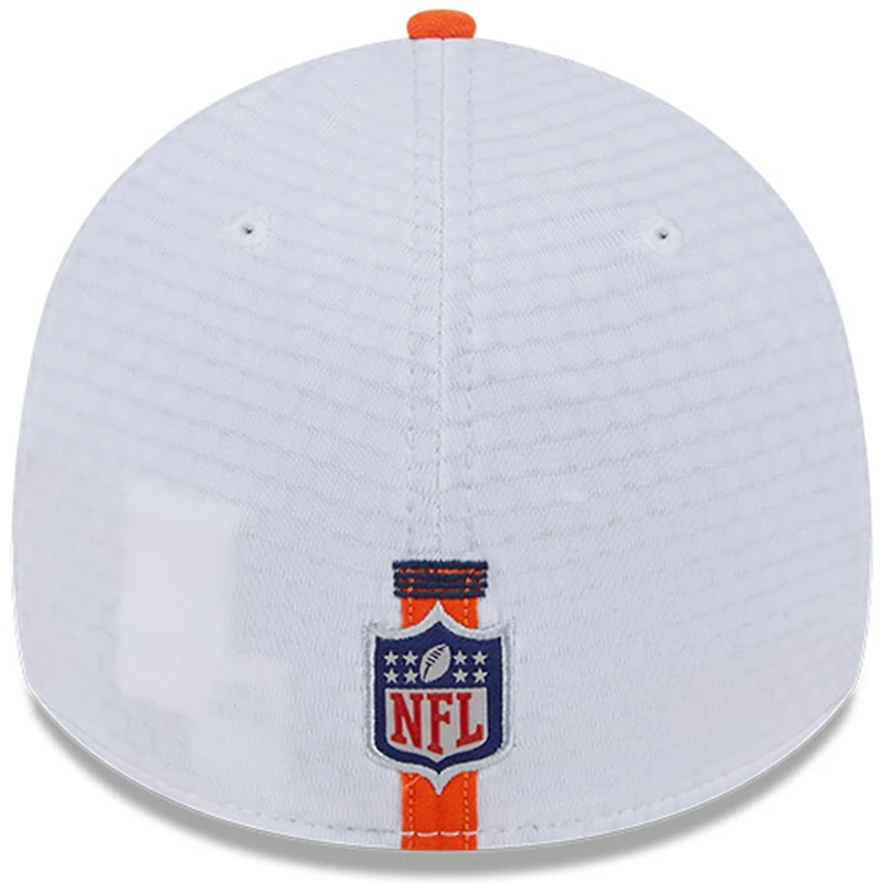 Casquette flexible 39THIRTY New Era pour hommes, Denver Broncos 2024 NFL Training Camp, blanc/orange