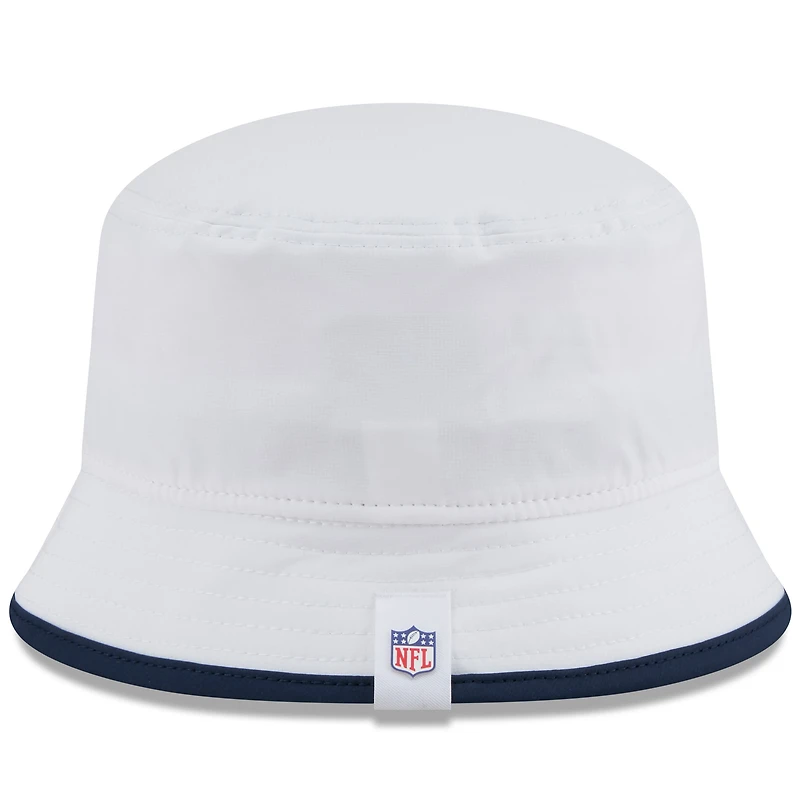 Bob New Era extensible blanche Denver Broncos 2025 NFL Training Camp pour homme