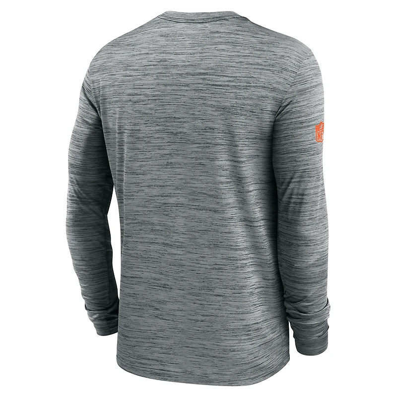 T-shirt Nike gris à manches longues pour homme Denver Broncos Sideline Velocity Performance