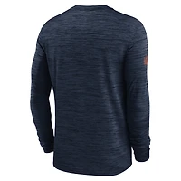 T-shirt Nike bleu marine Denver Broncos Sideline Velocity Performance à manches longues pour homme
