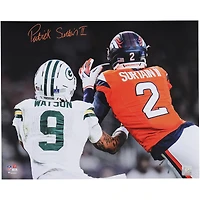 Photo dédicacée de Patrick Surtain II (Denver Broncos) - Interception Spotlight (40,6 x 50,8 cm)