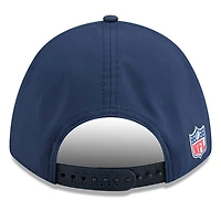 Casquette ajustable 9FORTY Sideline 2025 bleu marine New Era pour jeunes des Broncos de Denver