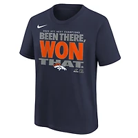 T-shirt Nike bleu marine pour jeunes, collection Denver Broncos 2025, champions de la division AFC Ouest, trophée du vestiaire