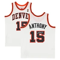 Maillot Swingman blanc Mitchell & Ness 2006-07 autographié par Carmelo Anthony des Denver Nuggets