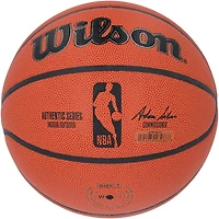 Ballon de basket-ball d'intérieur/extérieur Wilson Authentic Series autographié par Carmelo Anthony des Denver Nuggets avec inscription « HOF 25 »
