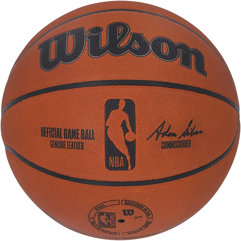 Ballon de basket officiel Wilson autographié par Carmelo Anthony des Denver Nuggets avec inscription « HOF 25 »