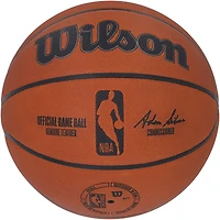 Ballon de basket officiel Wilson autographié par Carmelo Anthony des Denver Nuggets avec inscription « HOF 25 »