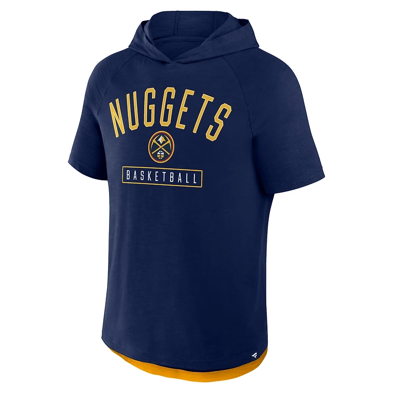 T-shirt à capuche raglan bleu marine pour homme, motif Denver Nuggets, légende de la passe