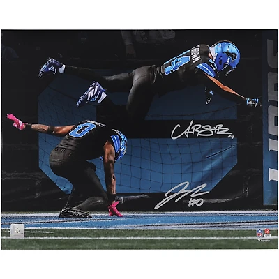 Photo dédicacée de Jahmyr Gibbs et Amon-Ra St. Brown (Lions de Détroit), format 40 x 50 cm, célébrant leur touchdown lors de la 7e semaine de la saison 2025.