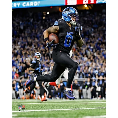 Jahmyr Gibbs Detroit Lions Unsigned 2025 Week 12 Overtime Touchdown Run Photograph