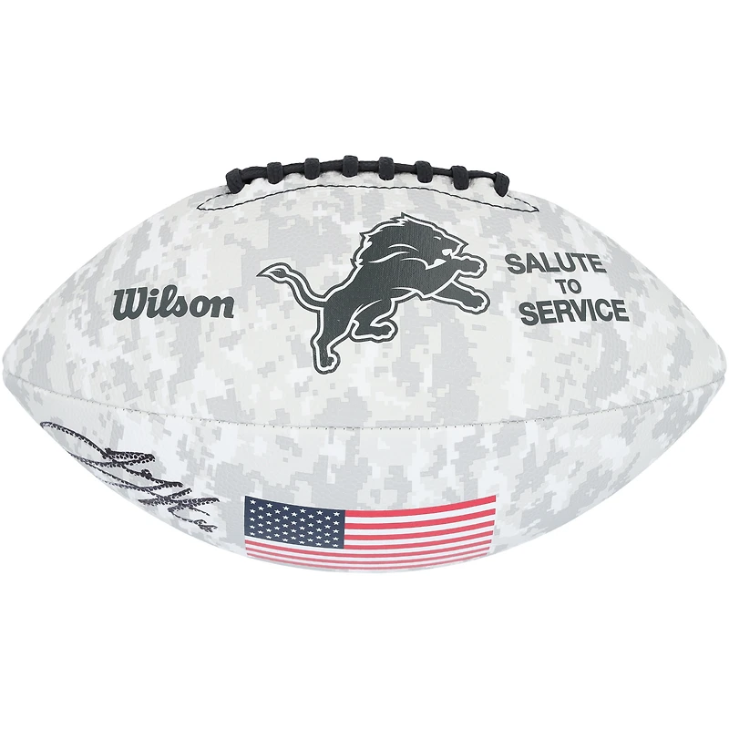 Ballon de football Wilson autographié par Jared Goff des Lions de Détroit en hommage au service 2024