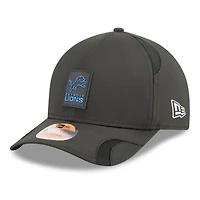 Casquette ajustable noire New Era Detroit Lions 2025 Sideline M-Crown 9FORTY pour homme