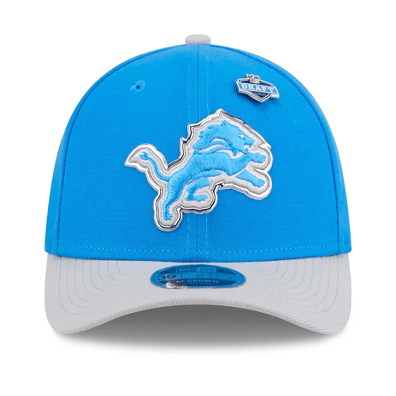Casquette New Era Flex bleue et argentée Detroit Lions, édition spéciale NFL Draft 2026, modèle 39THIRTY M-Crown