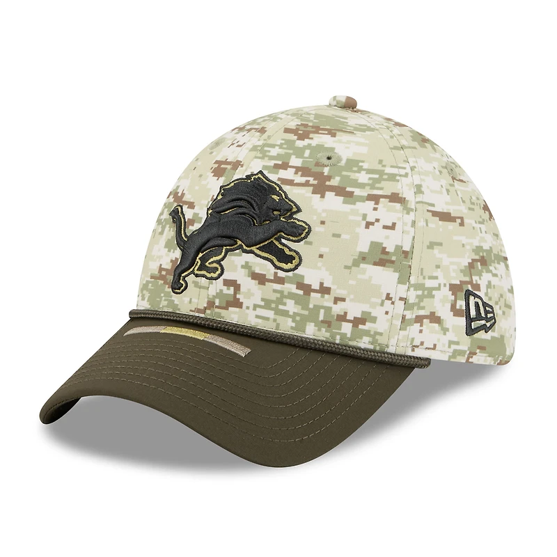 Casquette New Era 39THIRTY Flex camouflage/vert foncé Detroit Lions 2025 Salute to Service pour homme
