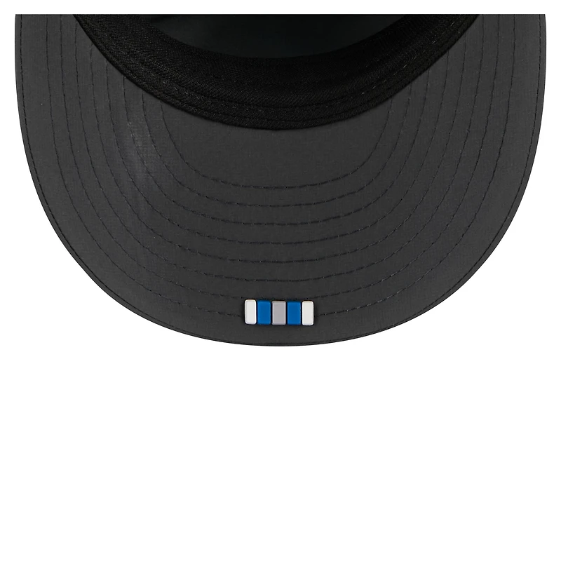 Casquette ajustée New Era 59FIFTY pour homme, couleur anthracite, Detroit Lions 2025 Sideline, style rétro temps froid.