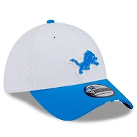 Men's New Era  White/Blue Detroit Lions 2025 NFL Training Camp 39THIRTY Flex Hat