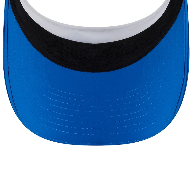 Visière ajustable New Era blanche/bleue pour homme, camp d'entraînement NFL 2025 des Lions de Detroit